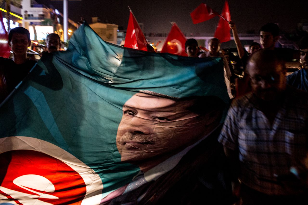 Tentativa de golpe militar na Turquia: Erdogan sai fortalecido como chefe de Estado